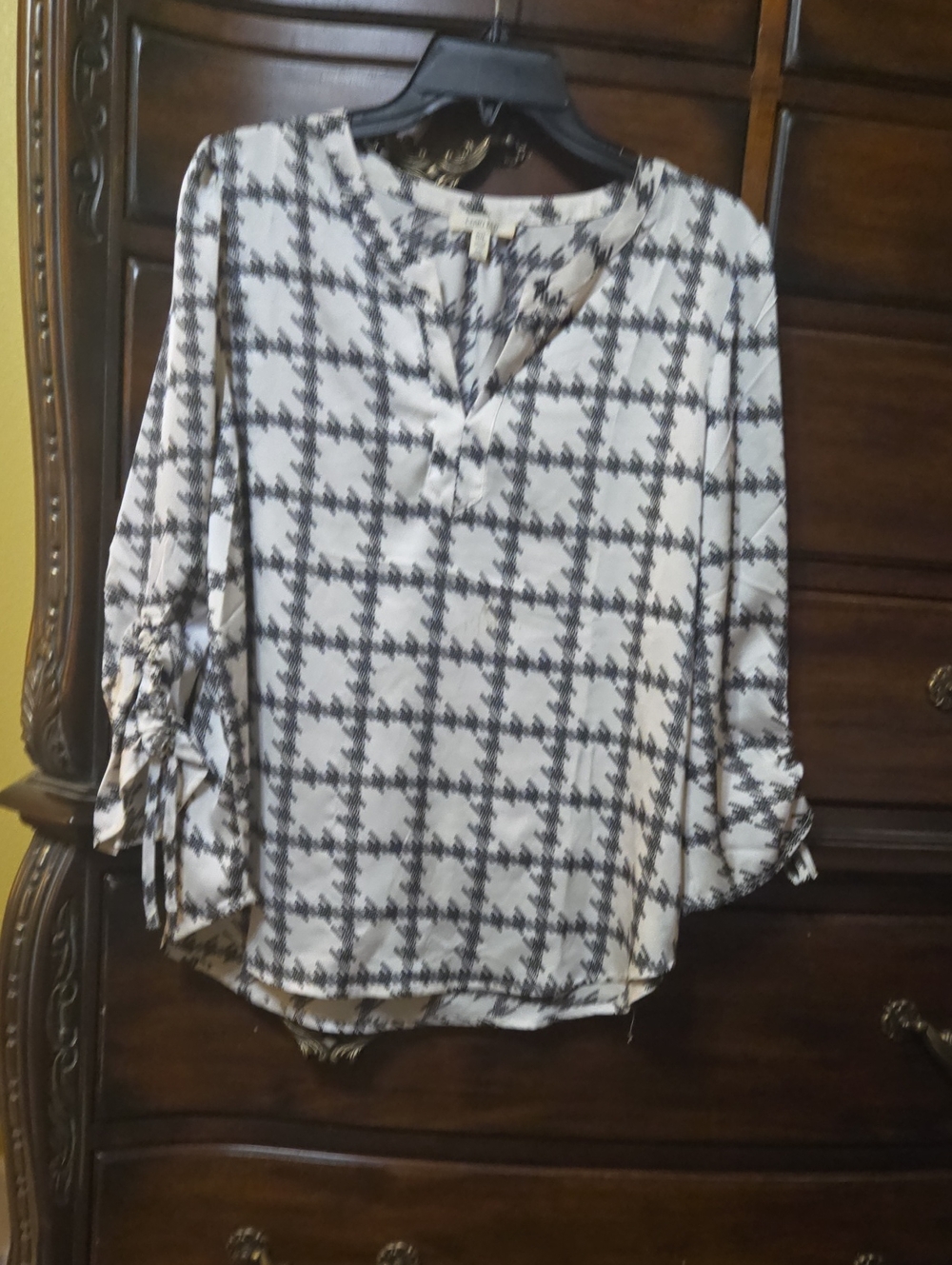 Women's White and Black Plaid Satin P9 Blouse - Casual V-Neck Top